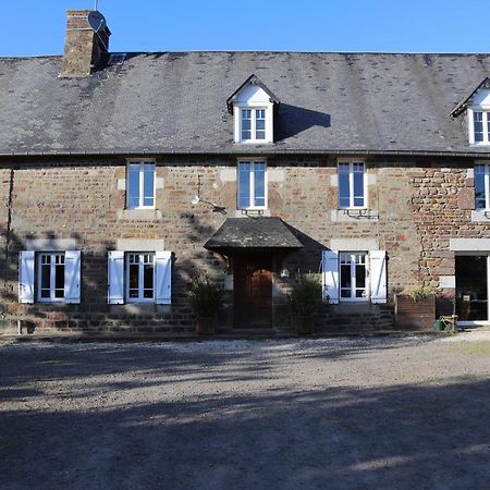 Decouverte D'Un Haras Proche Du Mont St Michel Hambye Esterno foto
